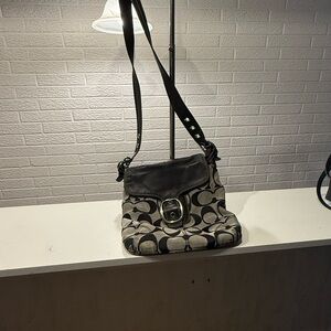 Coach‎ Black and Gray Signature Shoulder Bag
